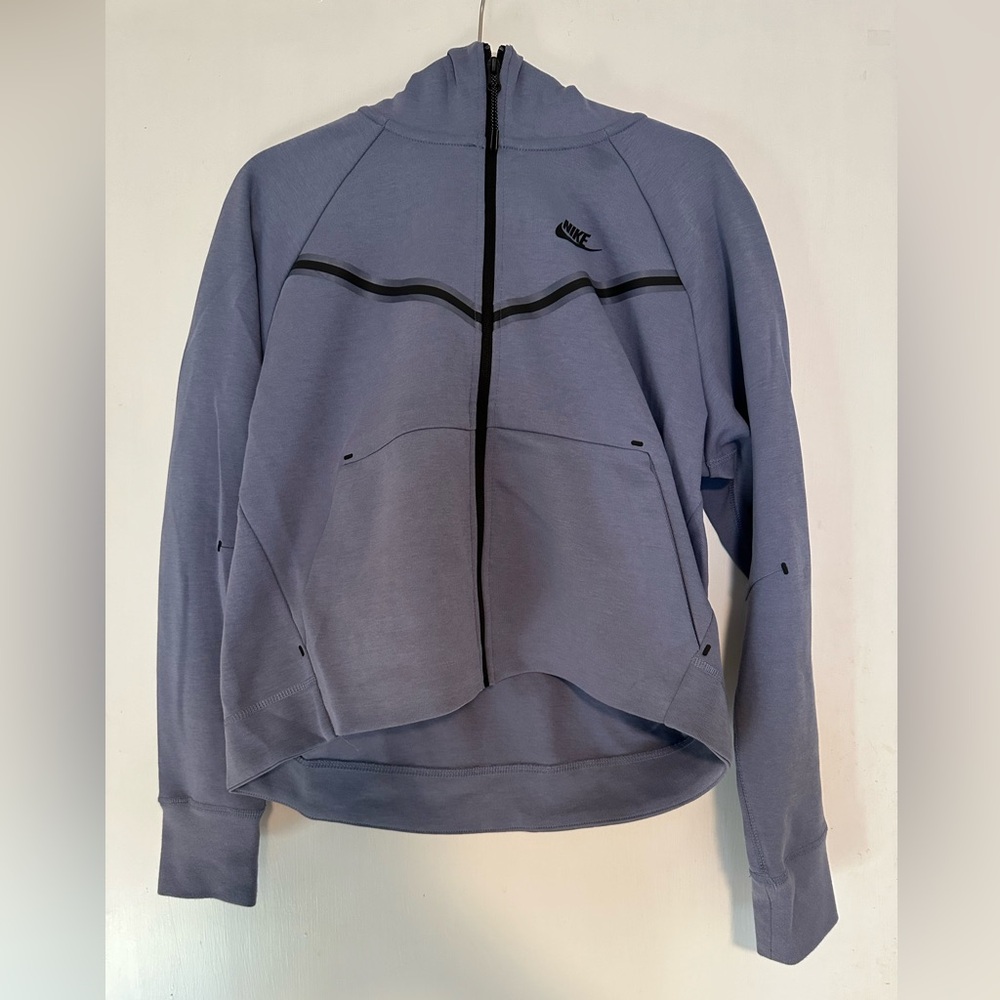Nike tech fleece, full zip. Size M women’s